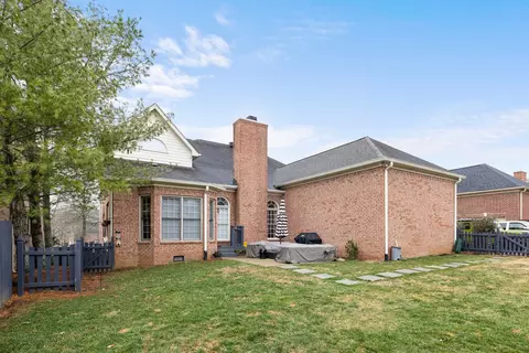Exterior - 159 Cornerstone Cir, Franklin, TN 37064 photo 10 of 13