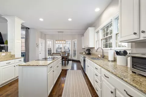 Kitchen - 159 Cornerstone Cir, Franklin, TN 37064 photo 2 of 5