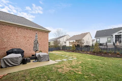 Exterior - 159 Cornerstone Cir, Franklin, TN 37064 photo 8 of 13