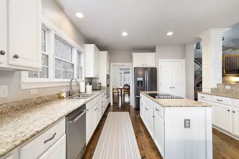 Kitchen - 159 Cornerstone Cir, Franklin, TN 37064 photo 4 of 5