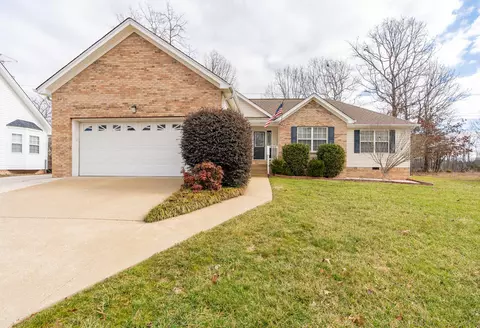 10500 Fielding Rd, Ooltewah, TN 37363