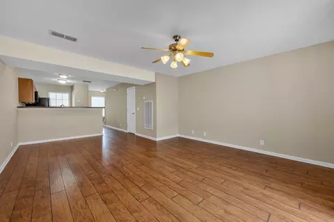 1411 Progress Ct, Murfreesboro, TN 37130 photo 2