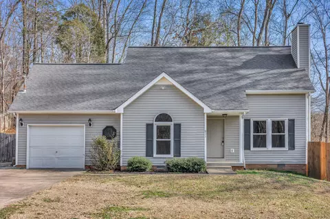 911 Merritt Lewis Ln, Clarksville, TN 37042