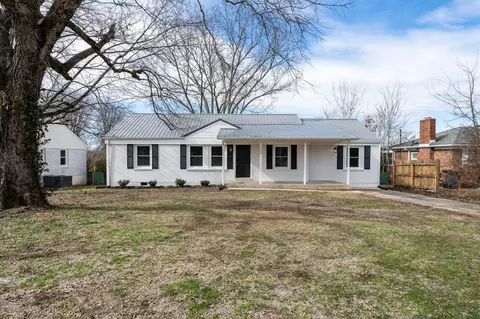 1808 Alpine Dr, Columbia, TN 38401