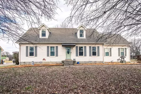 5811 Montaque Ave, Rockvale, TN 37153