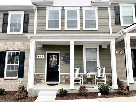 607 Clifford Hts, Columbia, TN 38401