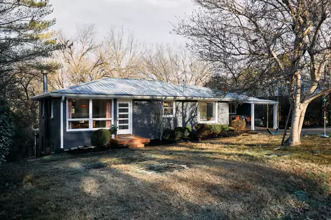 521 Glengarry Dr, Nashville, TN 37217
