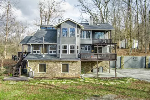 2705 Chimney Springs Rd, Cookeville, TN 38506