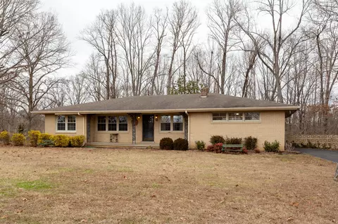 133 Byrd Rd, Dover, TN 37058