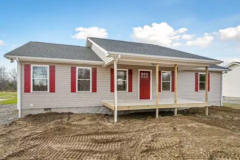 246 Center Grove Cir, Gainesboro, TN 38562