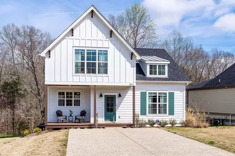 324 Evans Dr, Tullahoma, TN 37388