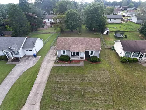 2783 Union Hall Rd, Clarksville, TN 37040