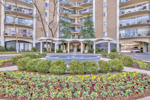 4215 Harding Pike #1105, Nashville, TN 37205
