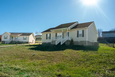 109 Phillip Dr, Springfield, TN 37172 photo 3