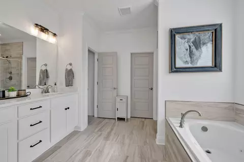 Bath - 445 Ruby Oaks Ln, Murfreesboro, TN 37128 photo 1 of 6