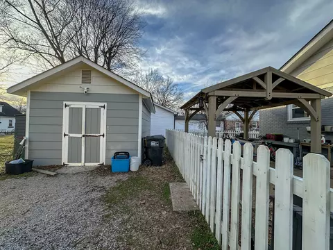 832 E Castle St, Murfreesboro, TN 37130 photo 16