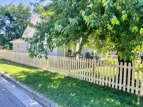 832 E Castle St, Murfreesboro, TN 37130 photo 3