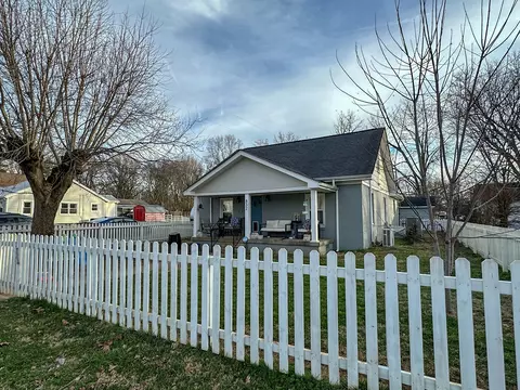 832 E Castle St, Murfreesboro, TN 37130