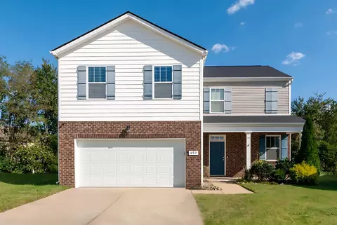692 Prominence Rd, Columbia, TN 38401
