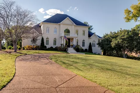 9147 Saddlebow Dr, Brentwood, TN 37027
