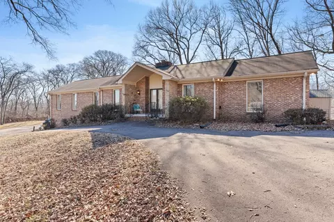 6604 Ormond Dr, Nashville, TN 37205