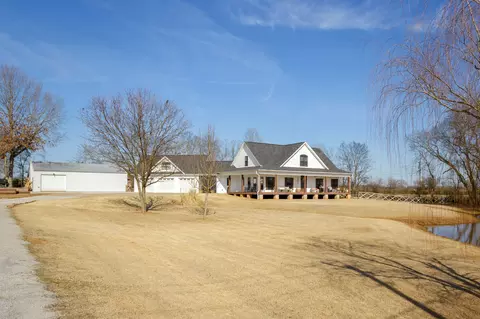 3561 Old Highway 20, Tuscumbia, AL 35674