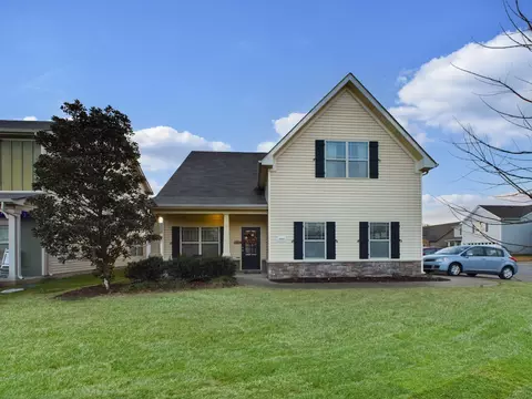 2406 Salem Glen Xing, Murfreesboro, TN 37128
