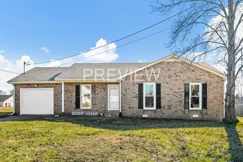 1268 Barbee Ln, Clarksville, TN 37042