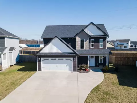 203 Sambar Dr, Clarksville, TN 37042