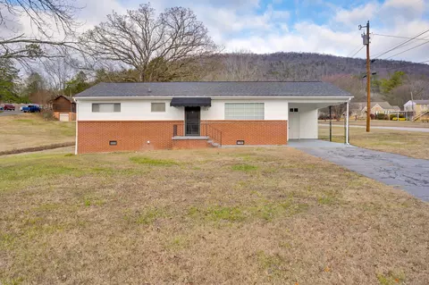 129 Isbill Rd, Chattanooga, TN 37419