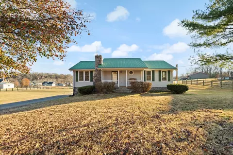 2276 Abiff Rd, Burns, TN 37029