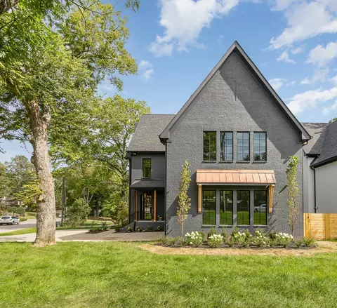 2474 Abbott Martin Rd, Nashville, TN 37215