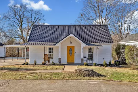 310 S Jefferson St, Tullahoma, TN 37388