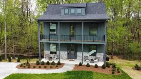30 White Oak Ln, Winchester, TN 37398