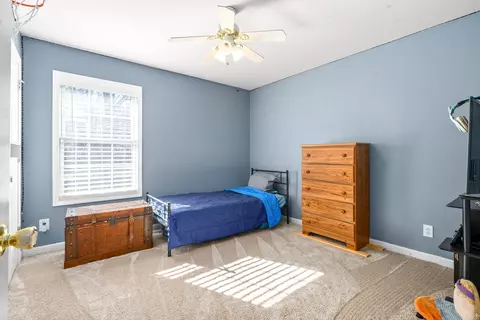 Bedroom - 116 Foxrun, Springfield, TN 37172 photo 3 of 8
