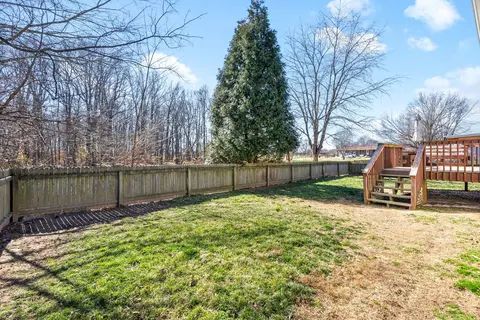 Exterior - 116 Foxrun, Springfield, TN 37172 photo 6 of 8