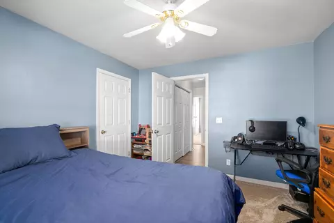 Bedroom - 116 Foxrun, Springfield, TN 37172 photo 6 of 8