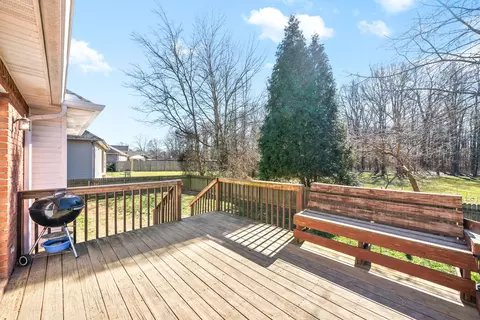 Exterior - 116 Foxrun, Springfield, TN 37172 photo 4 of 8