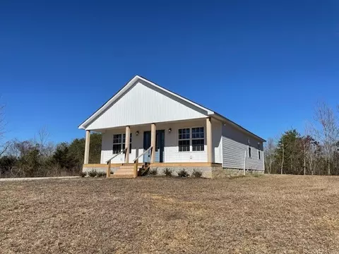 Exterior - 1937 Rogers Rd, Doyle, TN 38559 photo 3 of 6