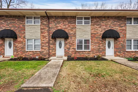 200 Meadow View Ln, Dickson, TN 37055 photo 2