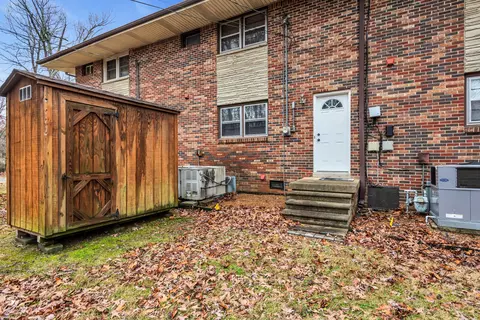 200 Meadow View Ln, Dickson, TN 37055 photo 3
