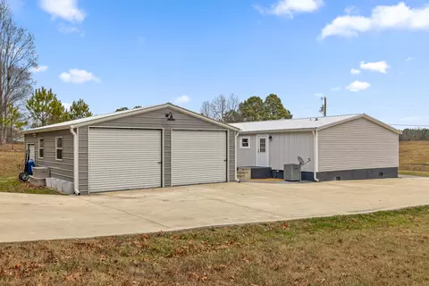 145 E Teems Rd, Ringgold, GA 30736 photo 4