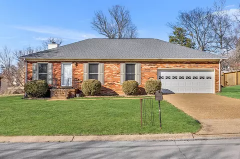 4933 Kilimanjaro Dr, Old Hickory, TN 37138