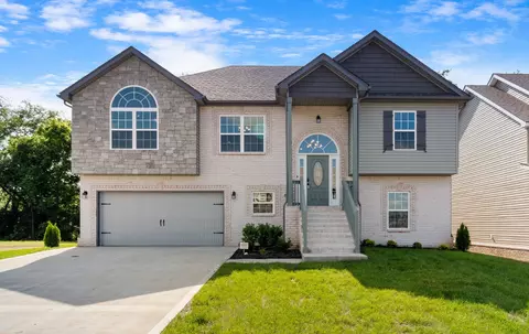 276 Kildeer Dr, Clarksville, TN 37040