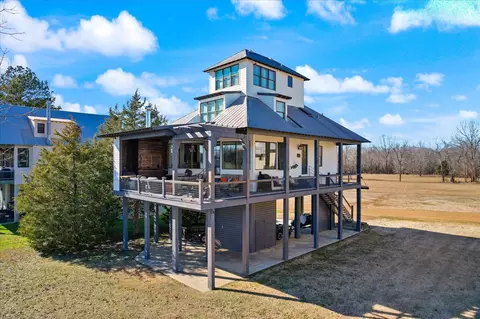 268 Shannon Ln, Bath Springs, TN 38311