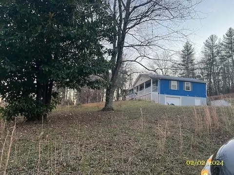 11910 Beersheba Hwy, Mcminnville, TN 37110