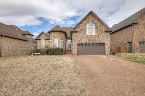2019 Stonebrook Cir, Mount Juliet, TN 37122
