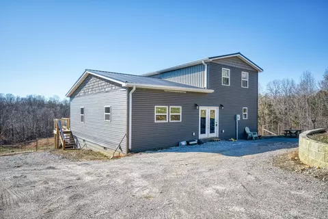 Exterior - 435 Humphrey Rd, Walling, TN 38587 photo 2 of 15