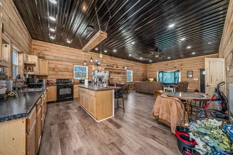 Kitchen - 435 Humphrey Rd, Walling, TN 38587 photo 1 of 4