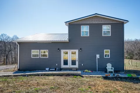 Exterior - 435 Humphrey Rd, Walling, TN 38587 photo 3 of 15